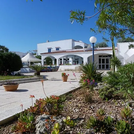 Villaggio Plaia 3* Ostuni