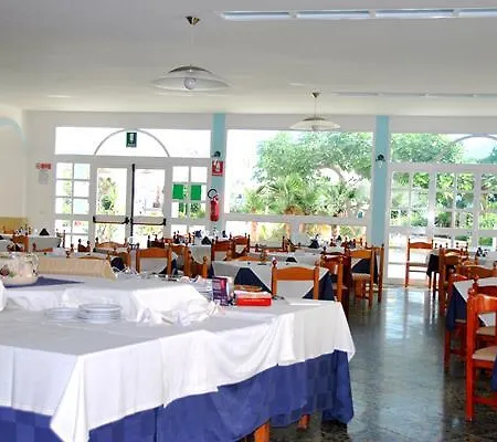 Hotel Villaggio Plaia 3*